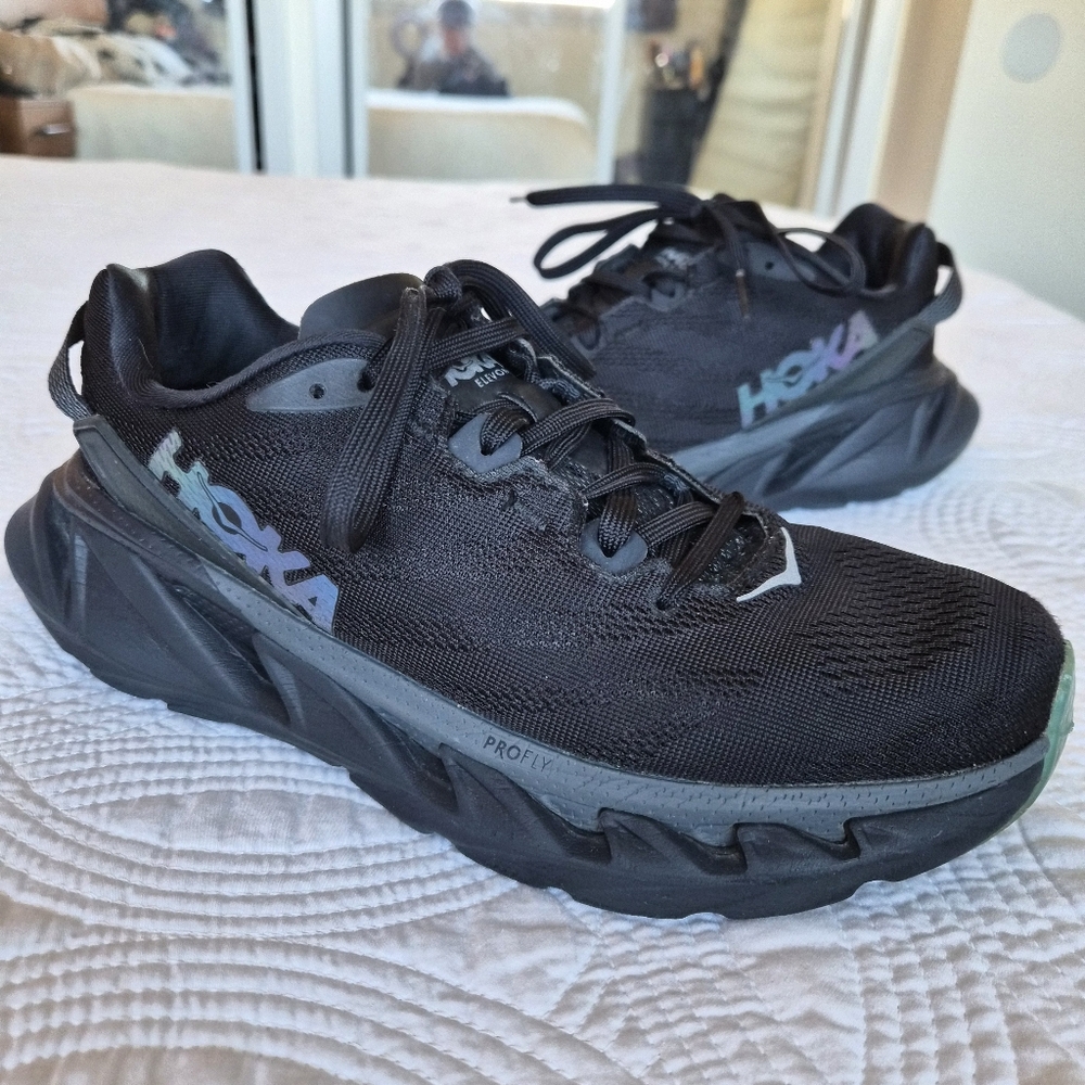 VGUC Hoka Elevon 2 Black Women Size 8